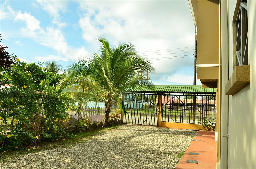 Apartamentos Herrera Puerto Jimenez Ngoại thất bức ảnh